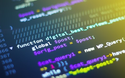 站点前沿展示图：重要公告与更新提示板