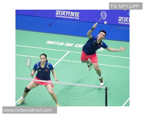 从零起步羽毛球双打技巧全解析助你轻松掌握配合之道